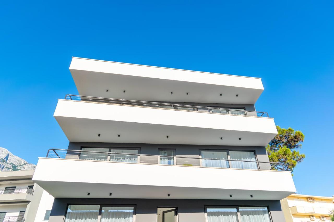Apartmani Pino 1 Башка-Вода Экстерьер фото