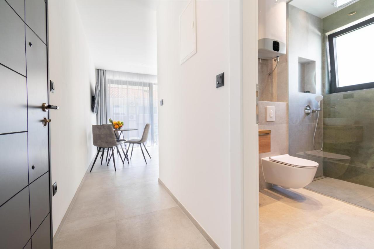 Apartmani Pino 1 Башка-Вода Экстерьер фото