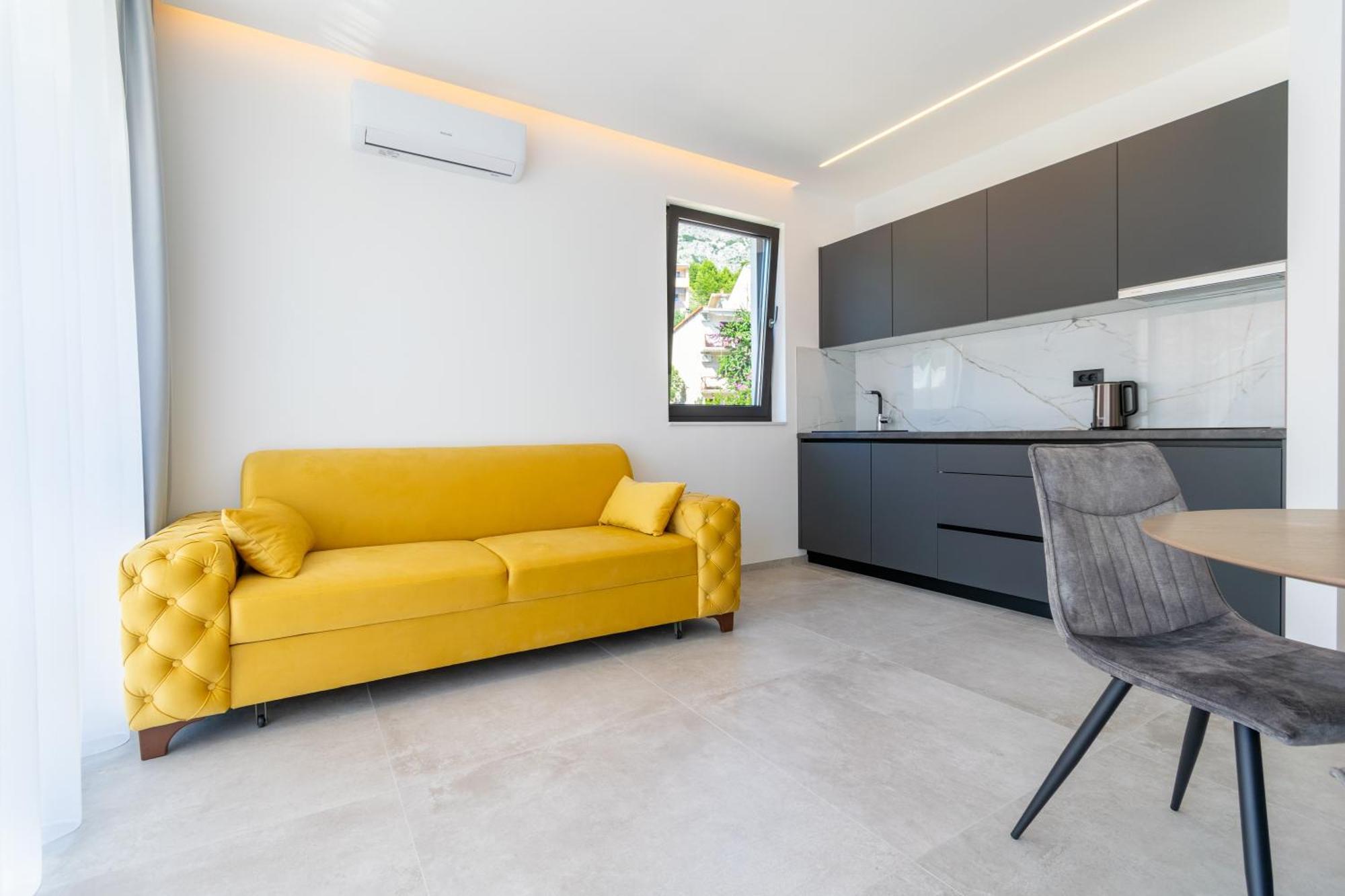 Apartmani Pino 1 Башка-Вода Экстерьер фото