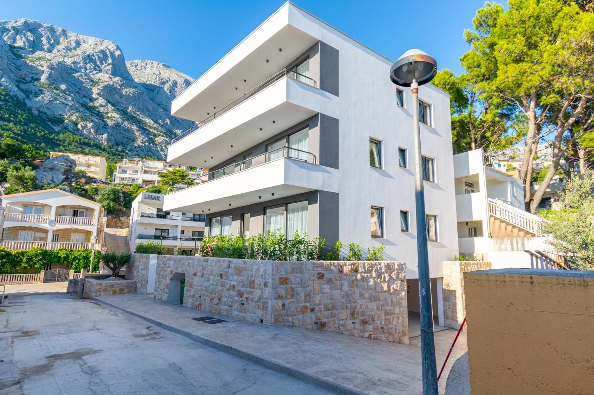 Apartmani Pino 1 Башка-Вода Экстерьер фото