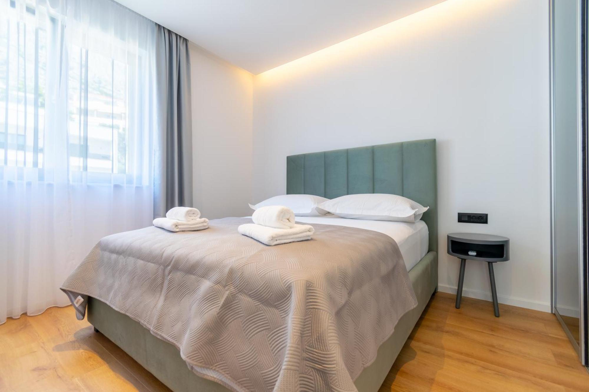 Apartmani Pino 1 Башка-Вода Экстерьер фото